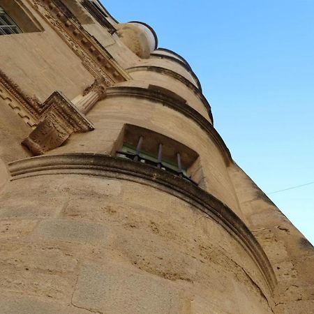 Uzes, Au Coeur Du Centre Medieval Le Logis Du Consul Un Bien D'Exception Du Xvieme Siecle 외부 사진