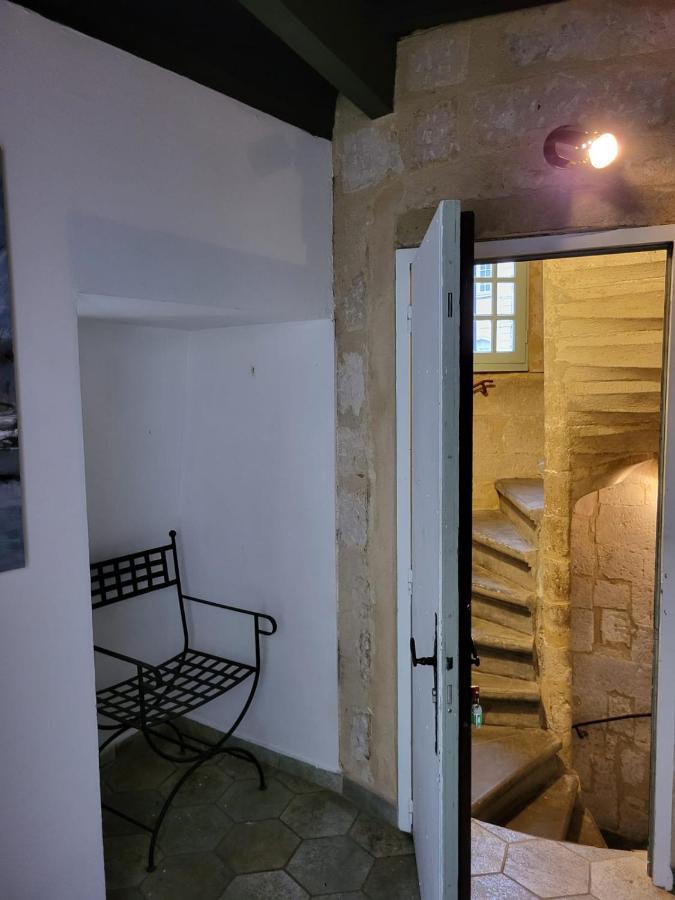 Uzes, Au Coeur Du Centre Medieval Le Logis Du Consul Un Bien D'Exception Du Xvieme Siecle 외부 사진