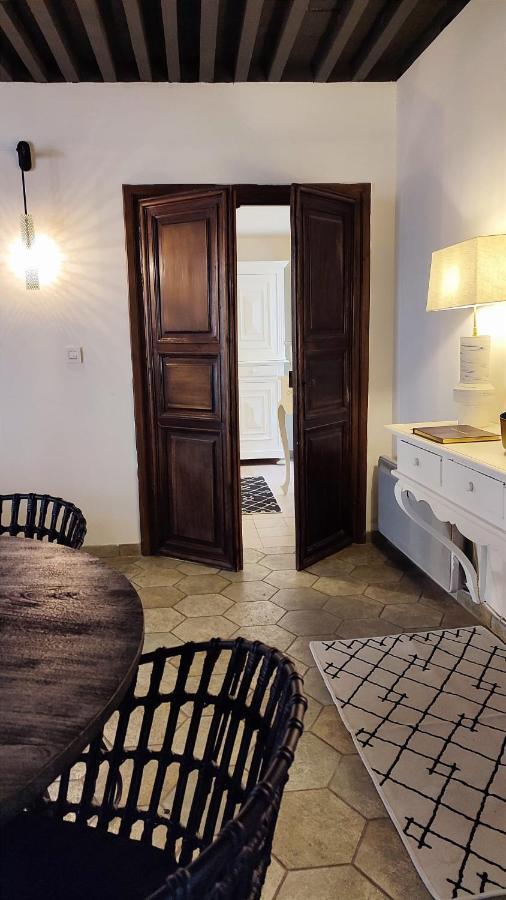 Uzes, Au Coeur Du Centre Medieval Le Logis Du Consul Un Bien D'Exception Du Xvieme Siecle 외부 사진
